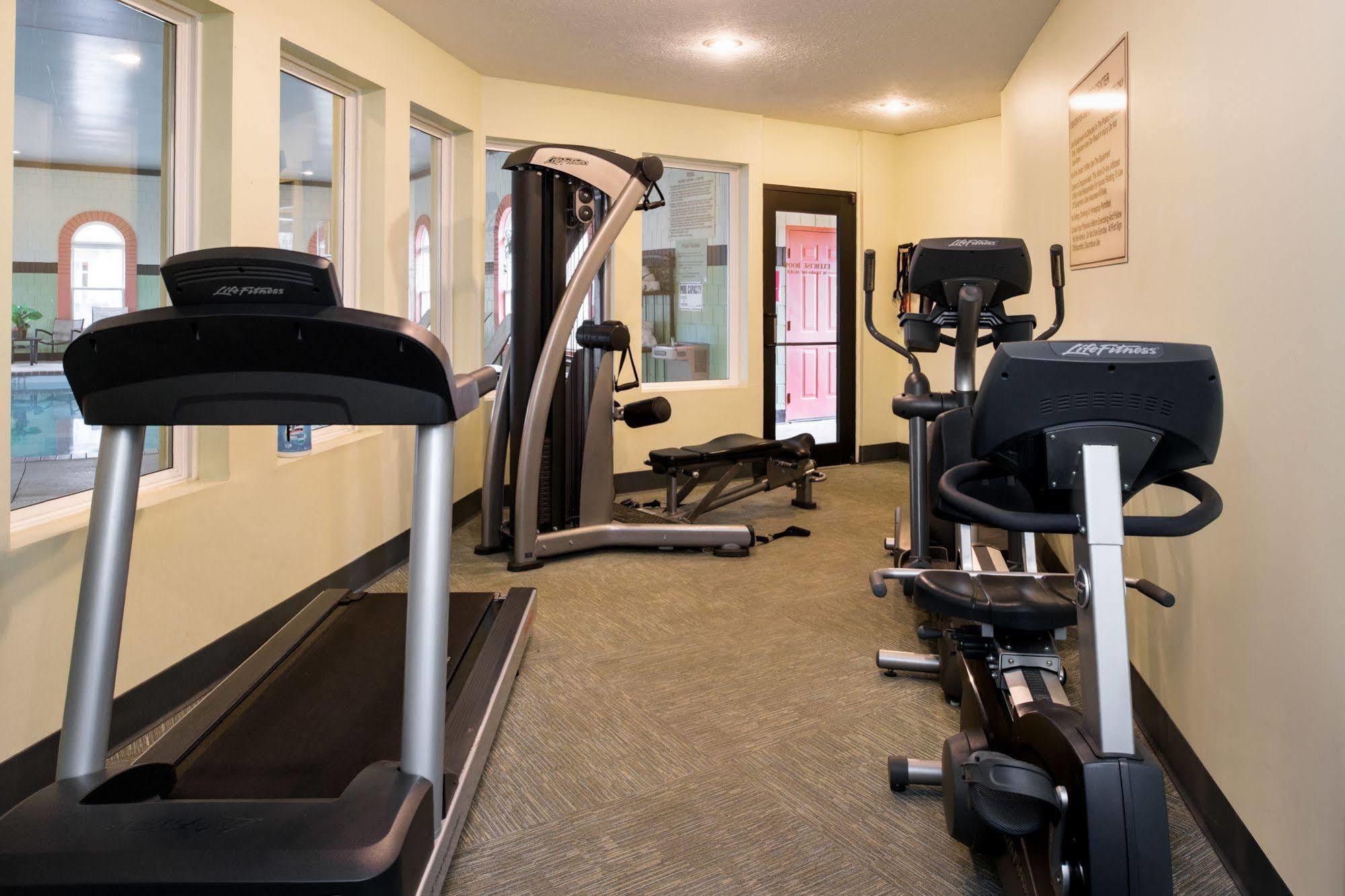 كولومبوس Charwood Suites المظهر الخارجي الصورة